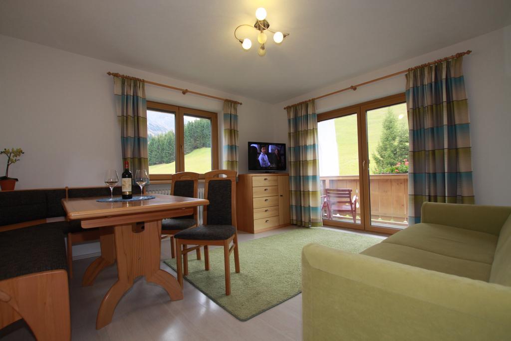 Haus Schoene Aussicht Appartement Berwang